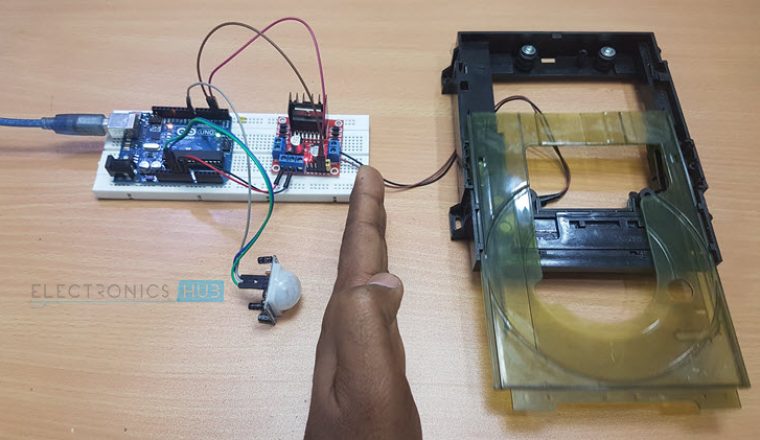 Automatic Door Opener using Arduino and PIR Sensor Image 2