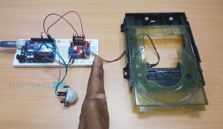 Automatic Door Opener using Arduino and PIR Sensor Image 4