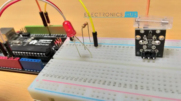 Interfacing Knock Sensor with Arduino Image 1